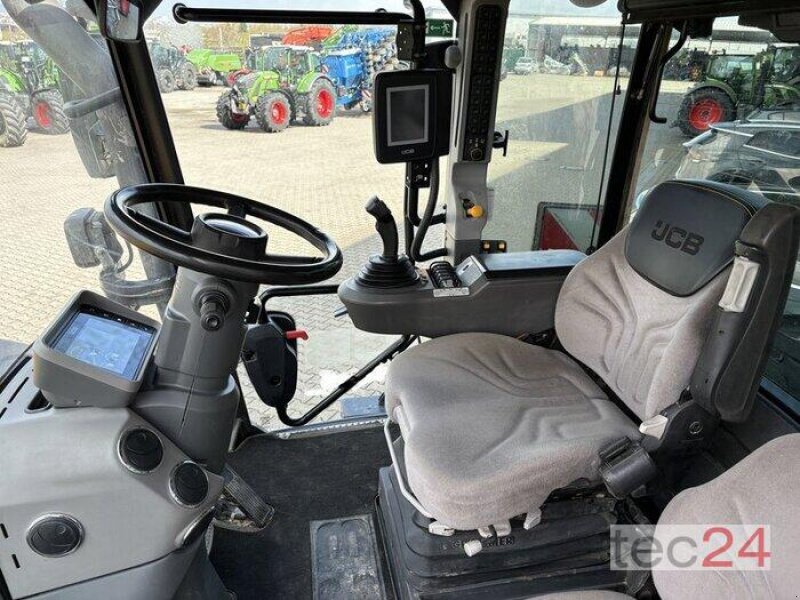 Traktor des Typs JCB 4220, Gebrauchtmaschine in Diez (Bild 5)