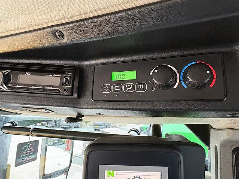 Traktor of the type JCB 4420, Gebrauchtmaschine in Kaunas (Picture 13)