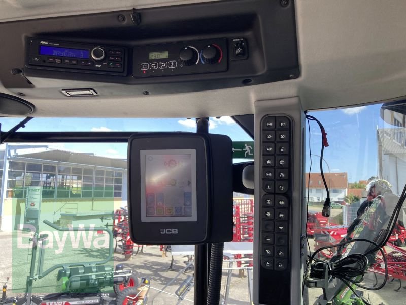 Traktor des Typs JCB 8330   1, Gebrauchtmaschine in Obertraubling (Bild 19)