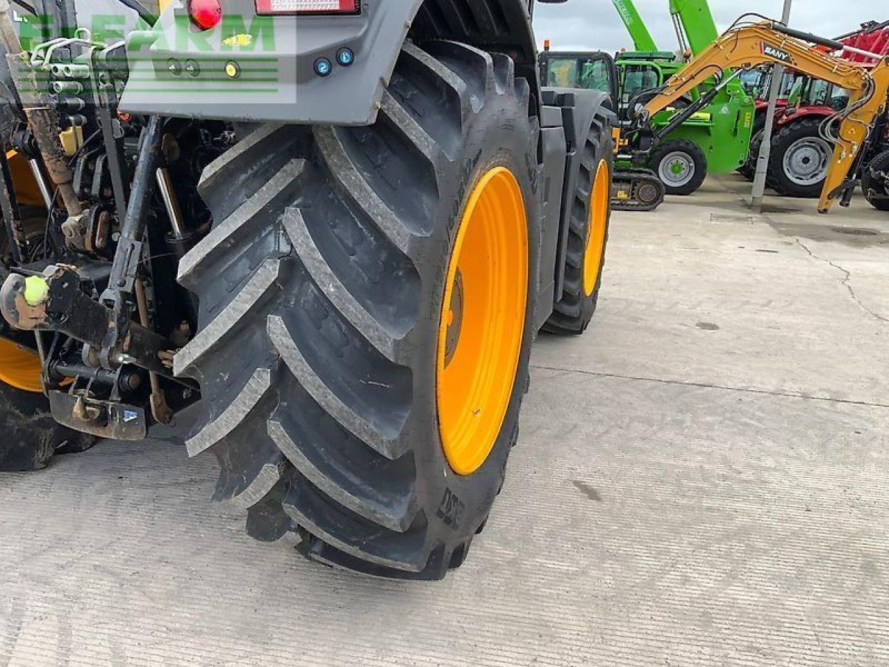 Traktor of the type JCB 8330 fastrac tractor (st25723), Gebrauchtmaschine in SHAFTESBURY (Picture 18)