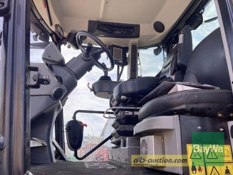 Traktor tip JCB 8330, Gebrauchtmaschine in Obertraubling (Poză 2)