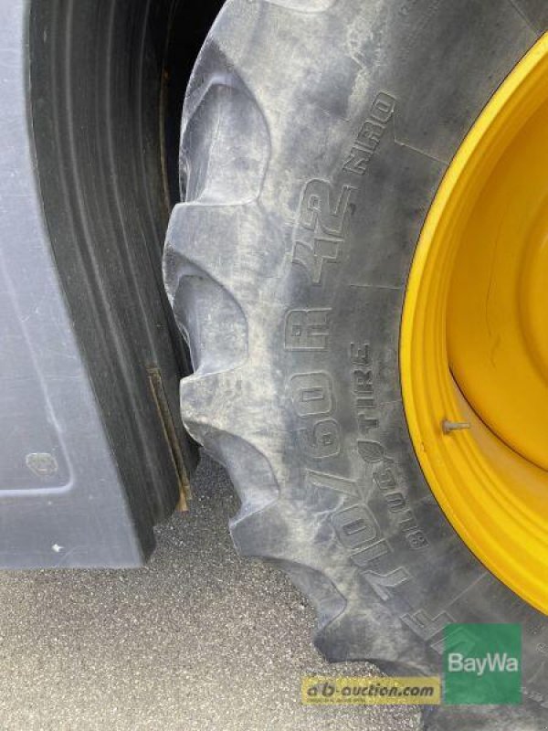 Traktor des Typs JCB 8330, Gebrauchtmaschine in Obertraubling (Bild 5)