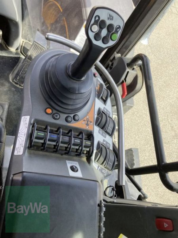 Traktor del tipo JCB 8330, Gebrauchtmaschine en Obertraubling (Imagen 18)