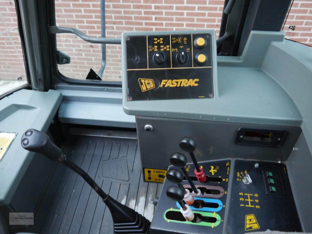 Traktor typu JCB Fastrac 155 *Getriebeschaden*, Gebrauchtmaschine w Borken (Zdjęcie 8)
