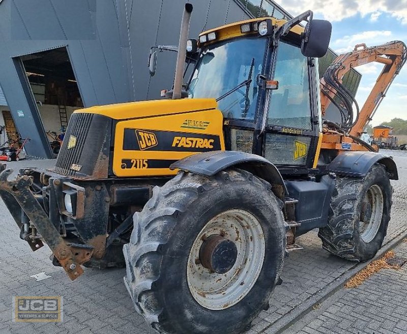 Traktor tip JCB Fastrac 2115 2 WD mit Gilbers Mähausleger, Gebrauchtmaschine in Frechen (Poză 2)