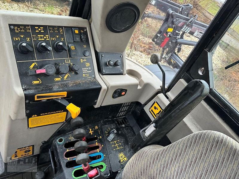 Traktor typu JCB Fastrac 2115 / 4WS, Gebrauchtmaschine v Pfeffenhausen (Obrázek 6)