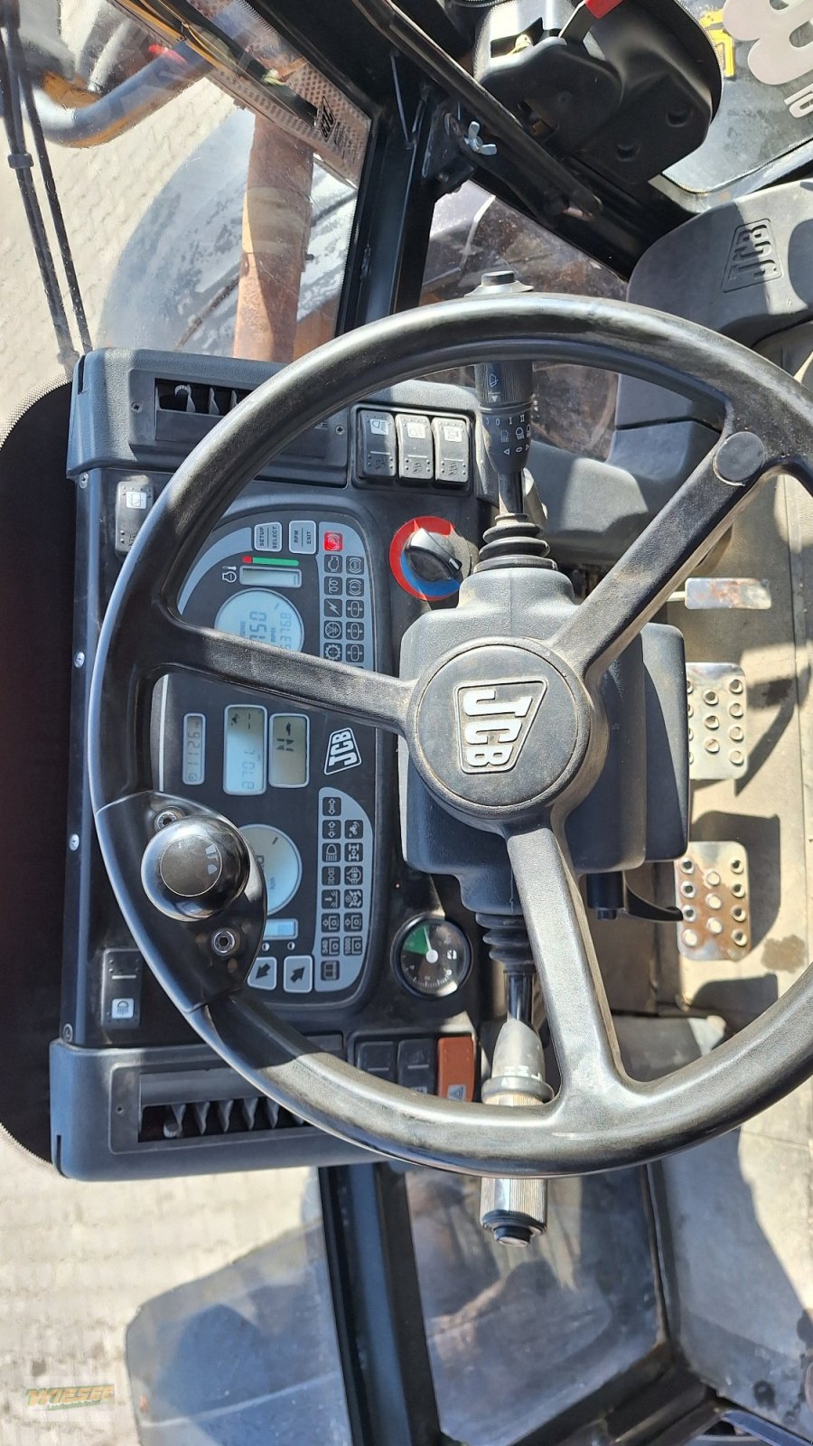 Traktor typu JCB Fastrac 2155 4WS, Gebrauchtmaschine v Frauenneuharting (Obrázek 17)