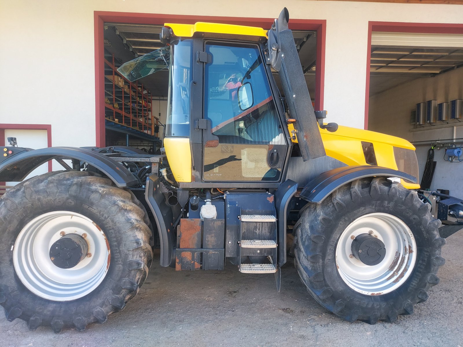 Traktor типа JCB Fastrac 2155 4WS, Gebrauchtmaschine в Haselbach (Фотография 1)