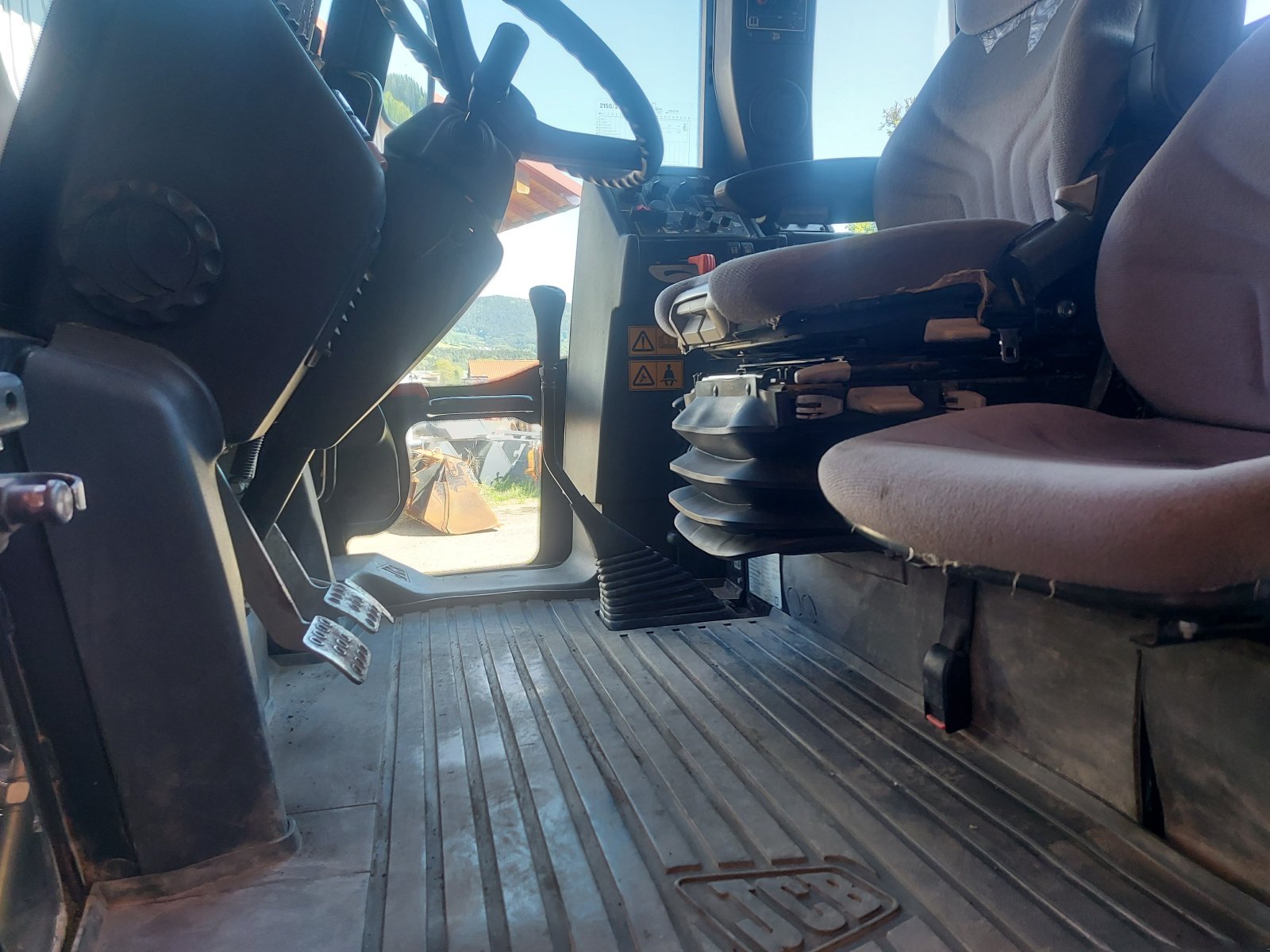 Traktor типа JCB Fastrac 2155 4WS, Gebrauchtmaschine в Haselbach (Фотография 8)