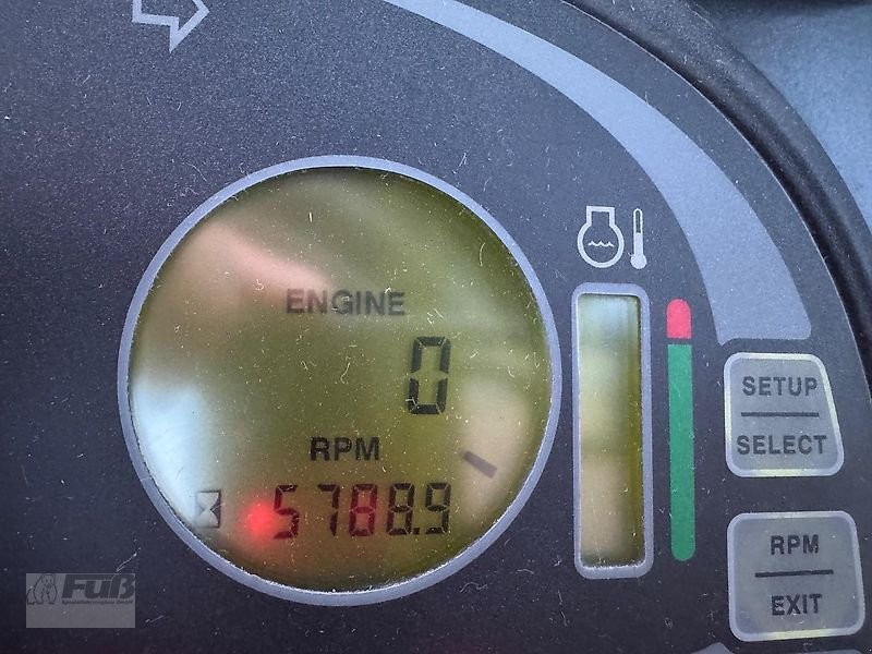 Traktor от тип JCB Fastrac 2155 PLUS vierradlenkung, Gebrauchtmaschine в Pfeffenhausen (Снимка 7)