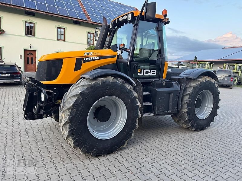 Traktor от тип JCB Fastrac 2155 PLUS vierradlenkung, Gebrauchtmaschine в Pfeffenhausen (Снимка 3)