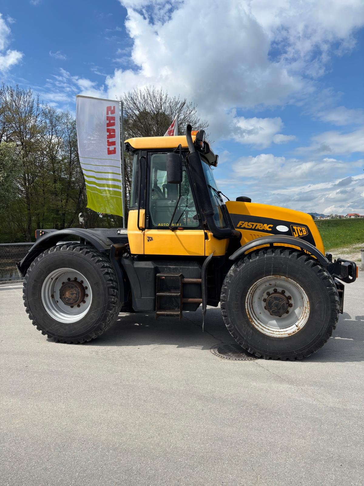 Traktor typu JCB Fastrac 3185, Gebrauchtmaschine v Elixhausen (Obrázek 2)
