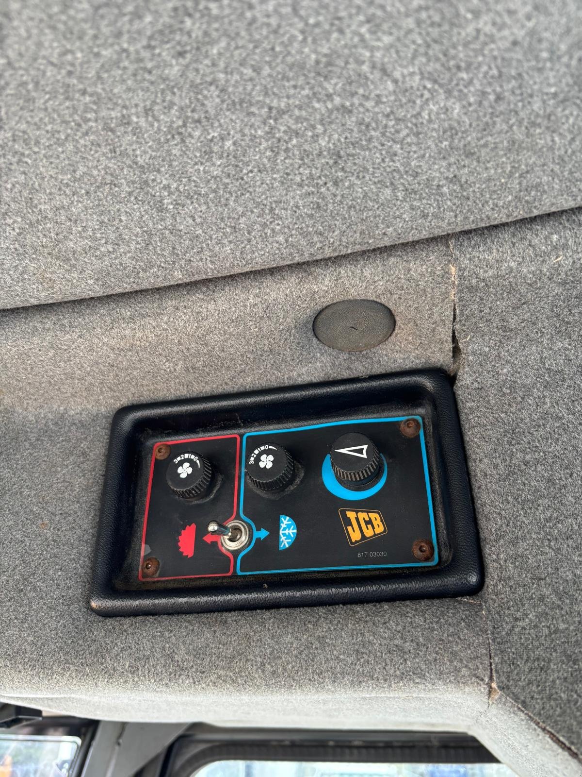 Traktor typu JCB Fastrac 3185, Gebrauchtmaschine v Elixhausen (Obrázek 23)