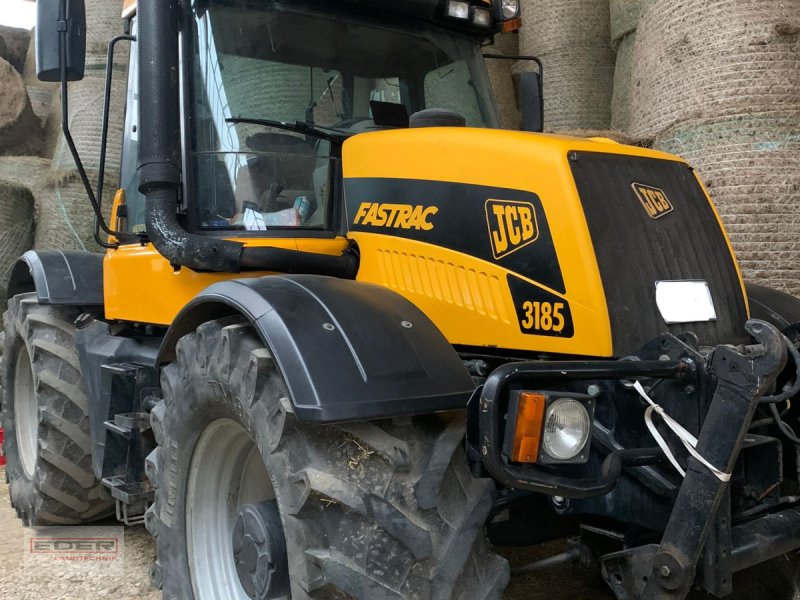 Traktor типа JCB Fastrac 3185, Gebrauchtmaschine в Pähl