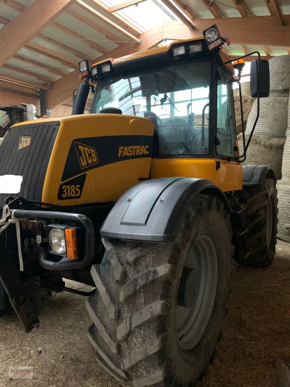 Traktor des Typs JCB Fastrac 3185, Gebrauchtmaschine in Pähl (Bild 5)