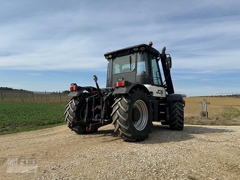 Traktor des Typs JCB Fastrac 3220 PLUS, Gebrauchtmaschine in Pfeffenhausen (Bild 5)