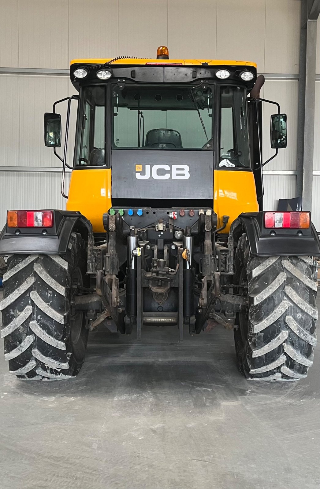 Traktor typu JCB Fastrac 3230 Plus, Gebrauchtmaschine v Neumarkt in der Oberpfalz (Obrázok 2)