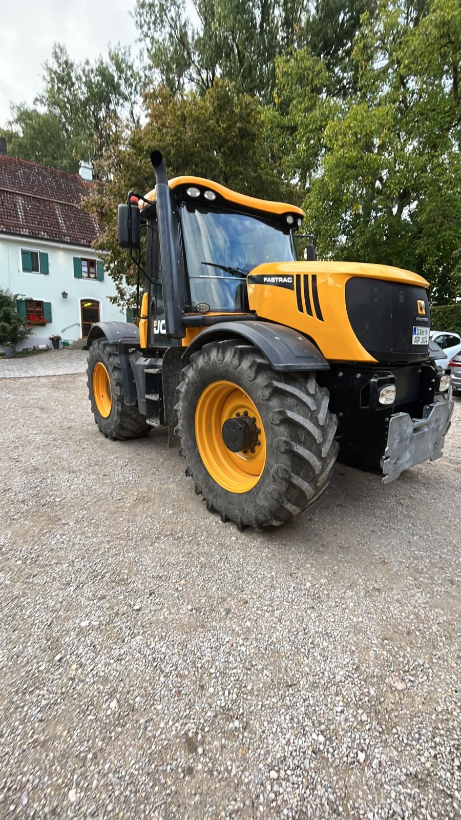 Traktor του τύπου JCB Fastrac 3230 Xtra, Gebrauchtmaschine σε Hilgertshausen Tandern (Φωτογραφία 2)