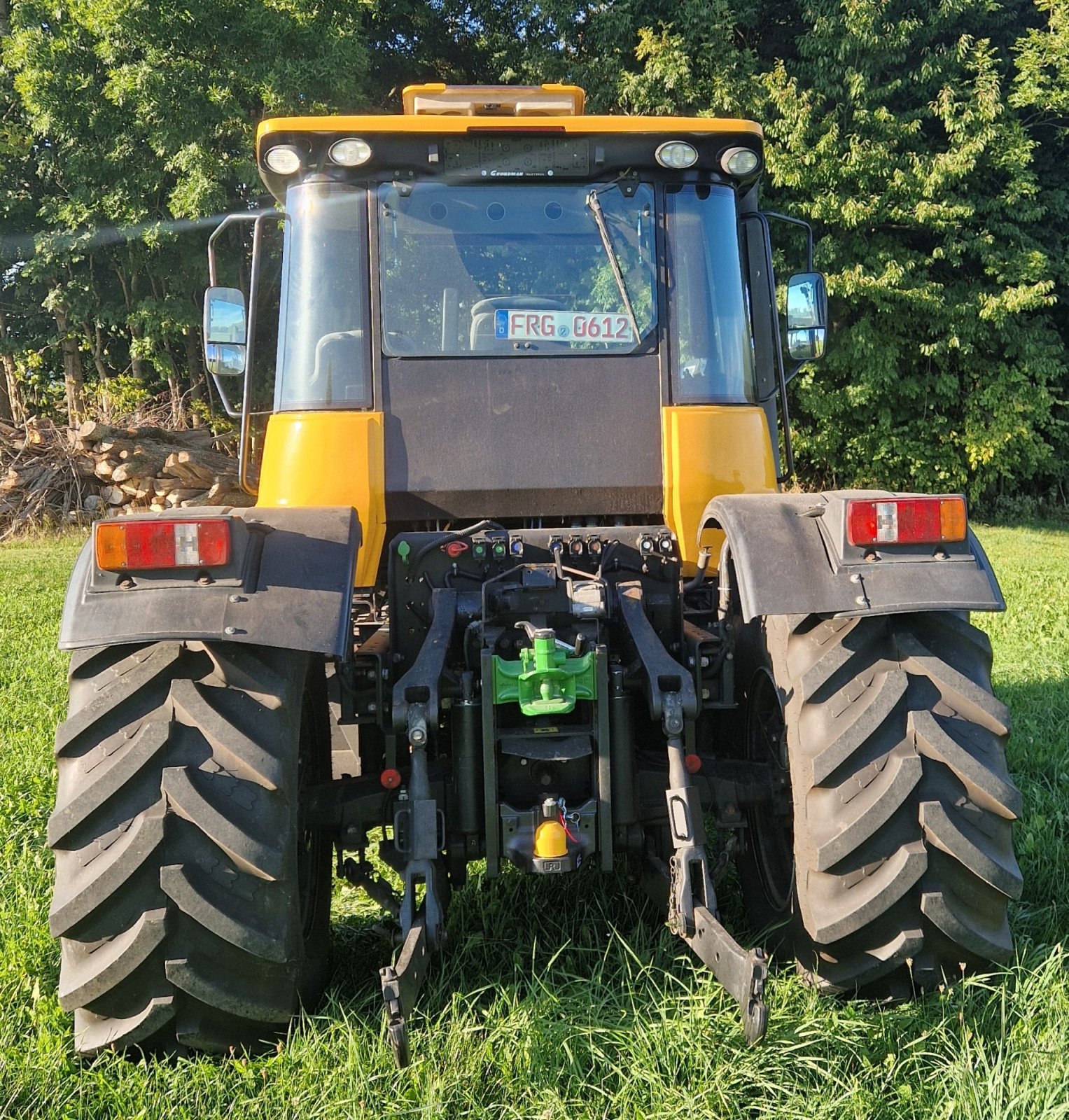 Traktor of the type JCB Fastrac 3230, Gebrauchtmaschine in Neureichenau (Picture 4)