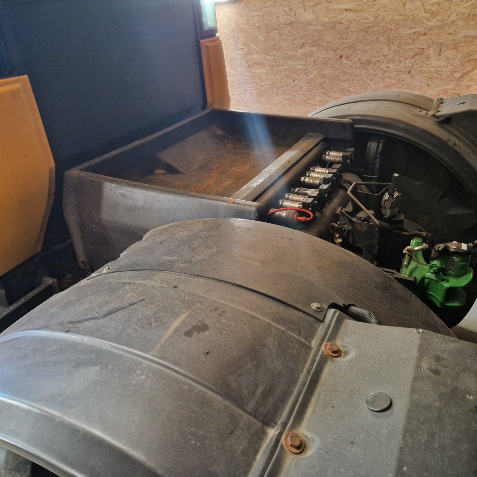 Traktor of the type JCB Fastrac 3230, Gebrauchtmaschine in Neureichenau (Picture 12)