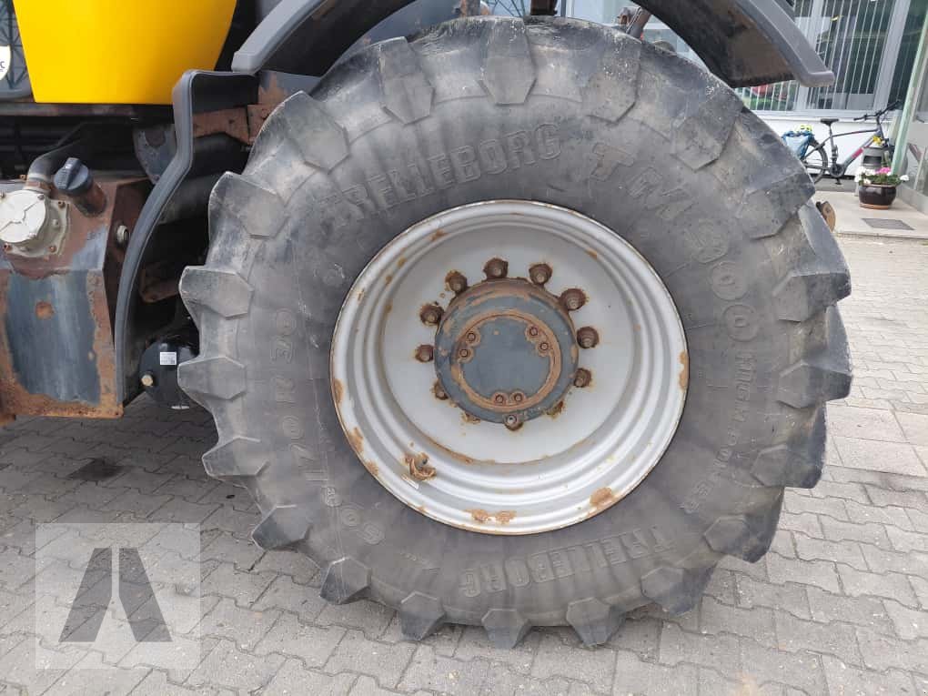 Traktor typu JCB Fastrac 3230, Gebrauchtmaschine v Regensburg (Obrázek 10)