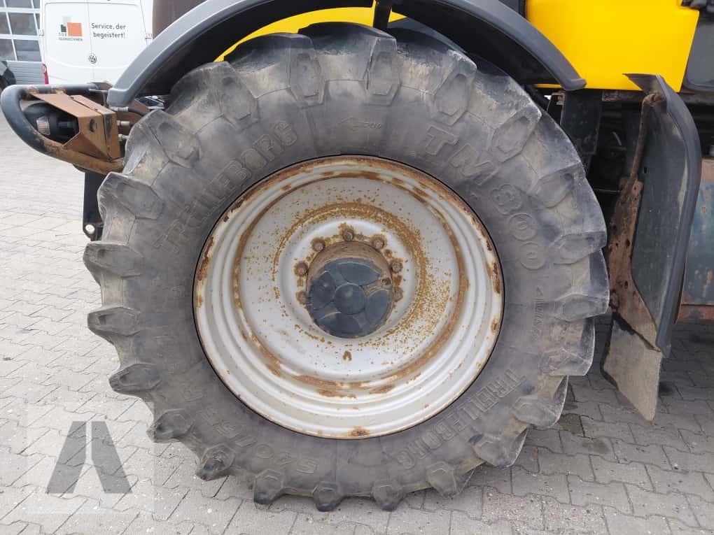 Traktor typu JCB Fastrac 3230, Gebrauchtmaschine v Regensburg (Obrázek 11)