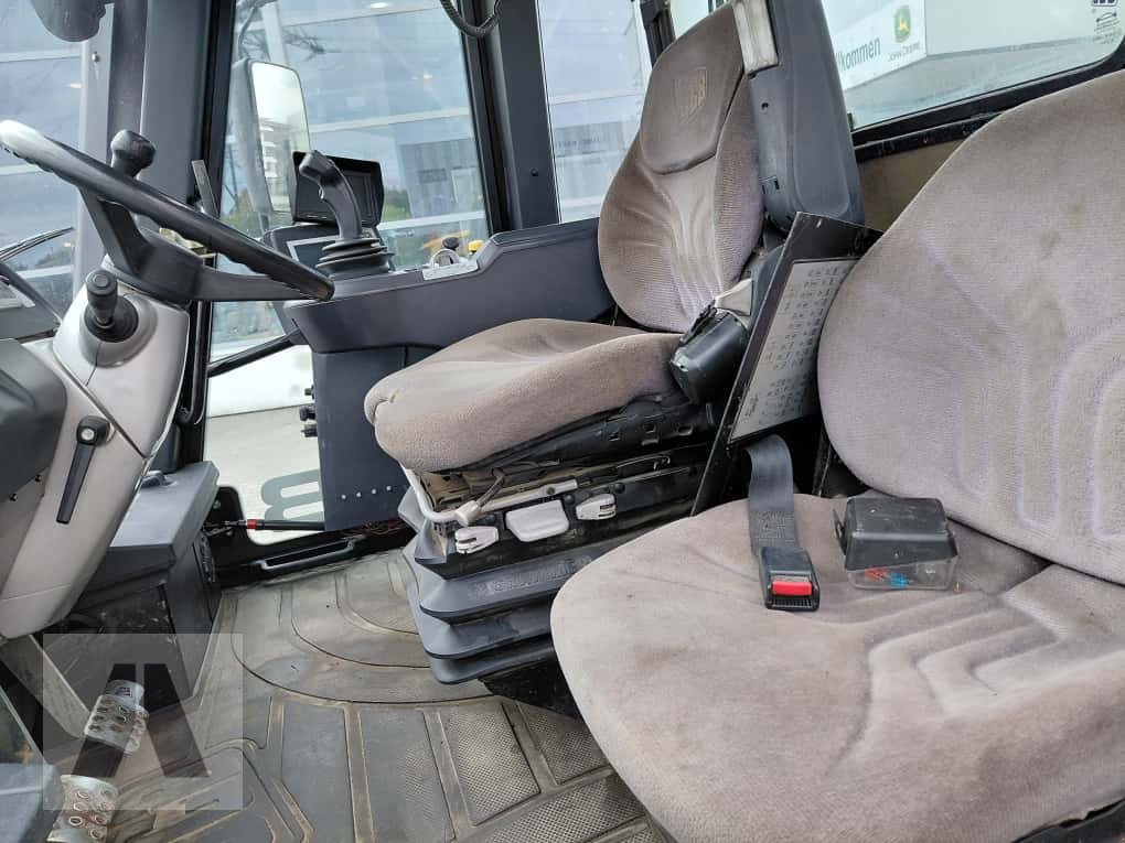 Traktor del tipo JCB Fastrac 3230, Gebrauchtmaschine en Regensburg (Imagen 12)