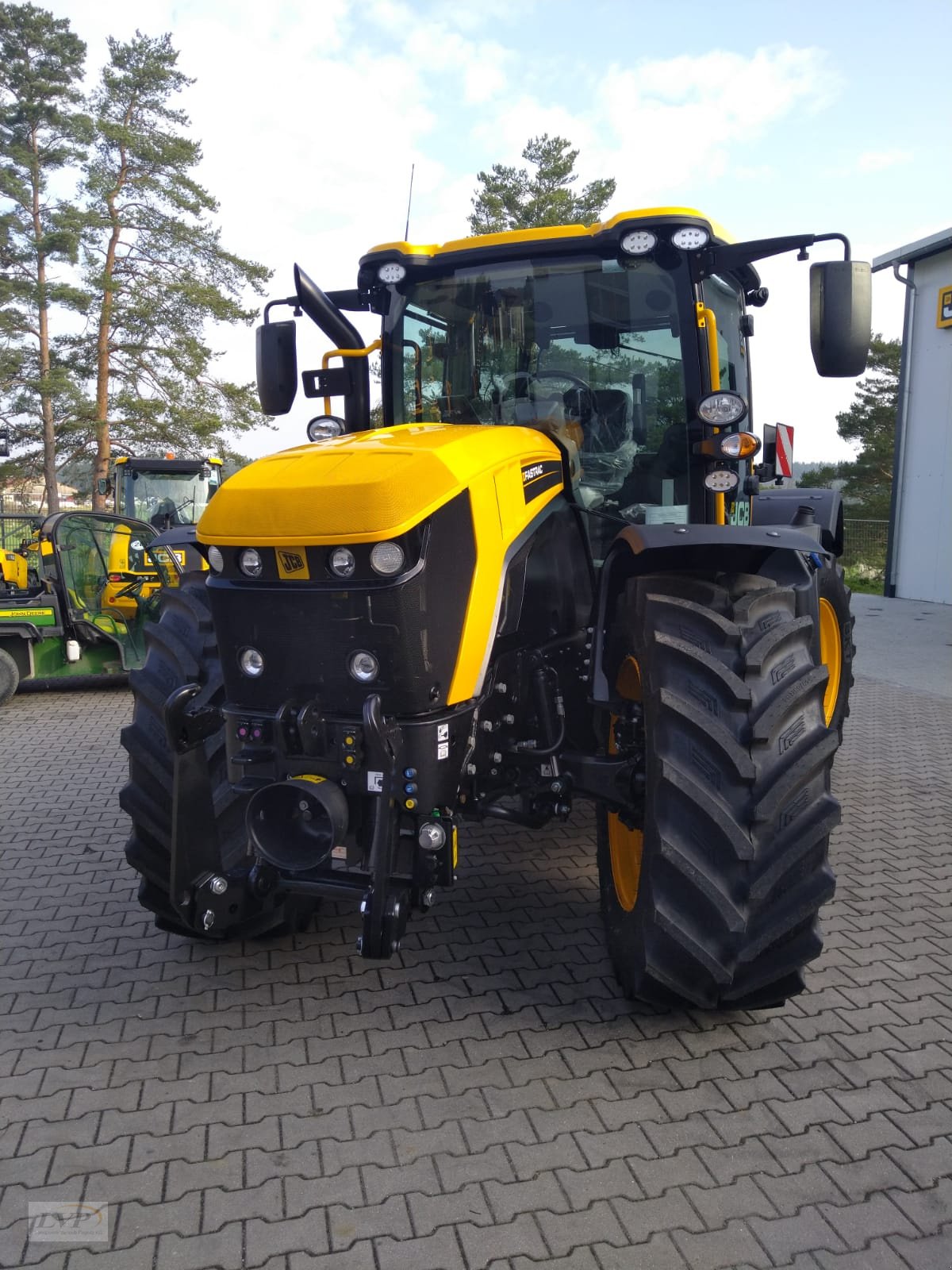 Traktor van het type JCB Fastrac 4160, Gebrauchtmaschine in Pegnitz (Foto 3)