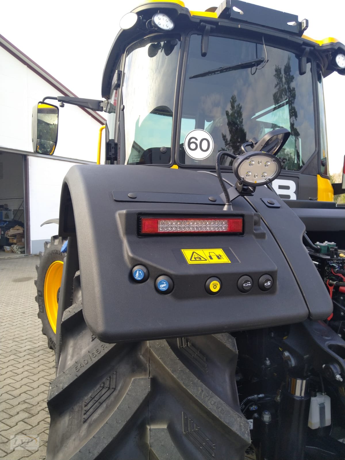 Traktor van het type JCB Fastrac 4160, Gebrauchtmaschine in Pegnitz (Foto 5)