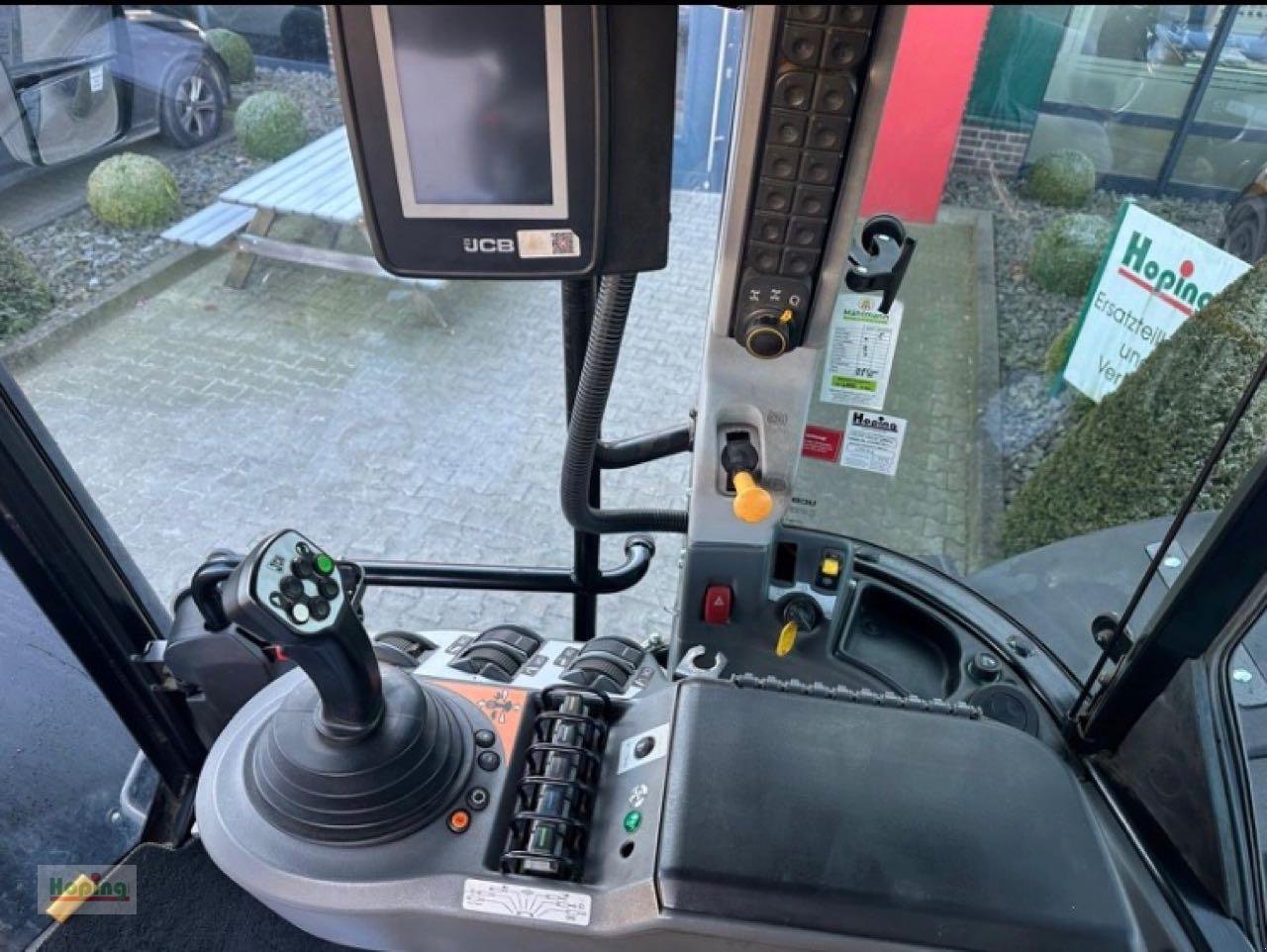 Traktor of the type JCB Fastrac 4160, Gebrauchtmaschine in Bakum (Picture 13)