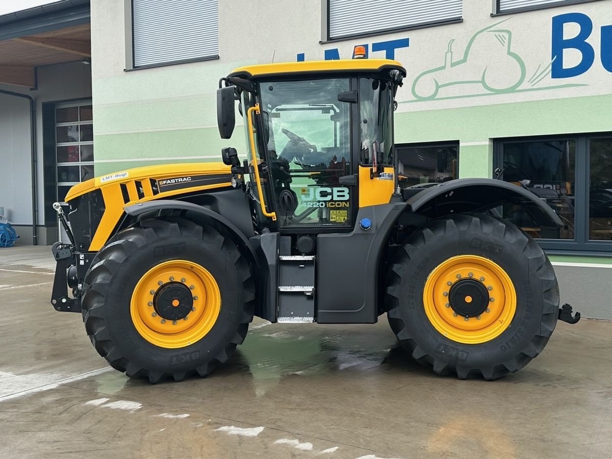 Traktor des Typs JCB Fastrac 4220 iCON Miettraktor, Mietmaschine in Hürm (Bild 10)