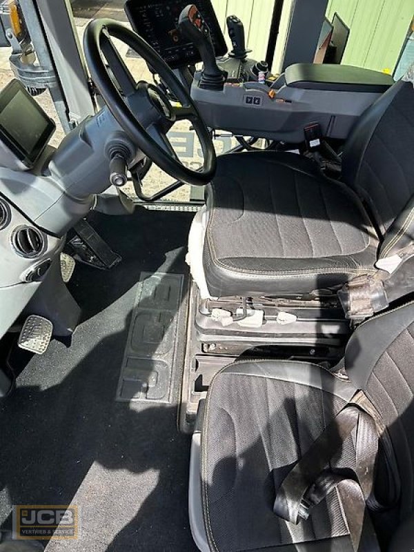 Traktor типа JCB Fastrac 4220 ICON Pro Line (Stufe V), Gebrauchtmaschine в Frechen (Фотография 8)