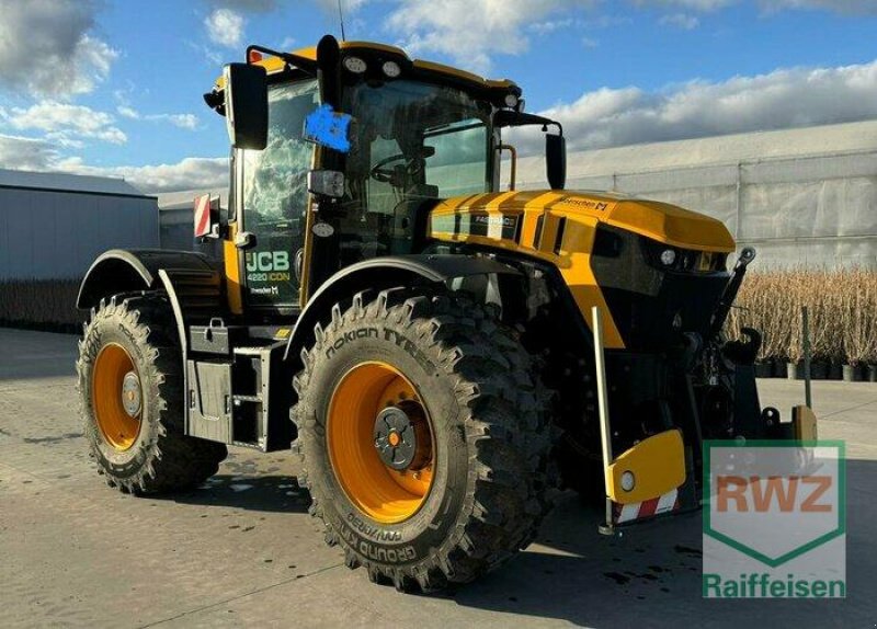 Traktor des Typs JCB Fastrac 4220 ICON RTK Vollausst., Gebrauchtmaschine in Geldern (Bild 2)