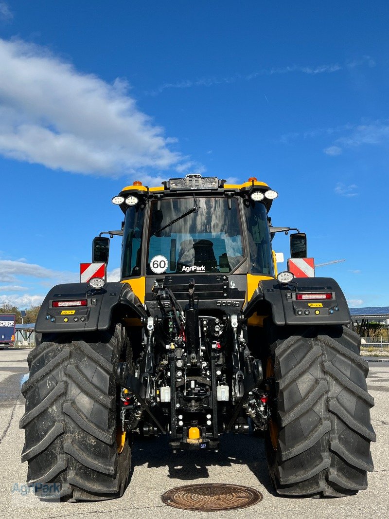 Traktor of the type JCB FASTRAC 4220 ICON, Gebrauchtmaschine in Kirchdorf (Picture 4)