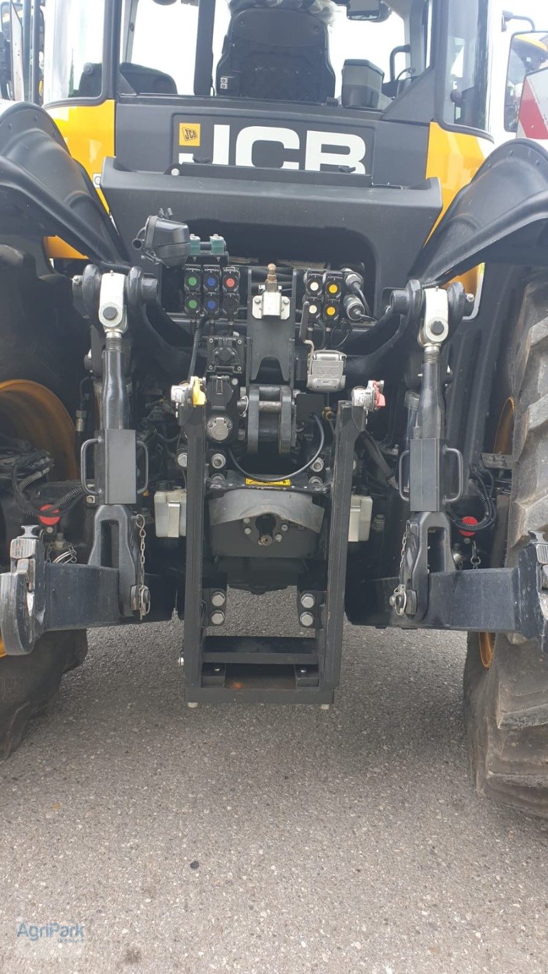 Traktor a típus JCB FASTRAC 4220 ICON, Gebrauchtmaschine ekkor: Kirchdorf (Kép 5)