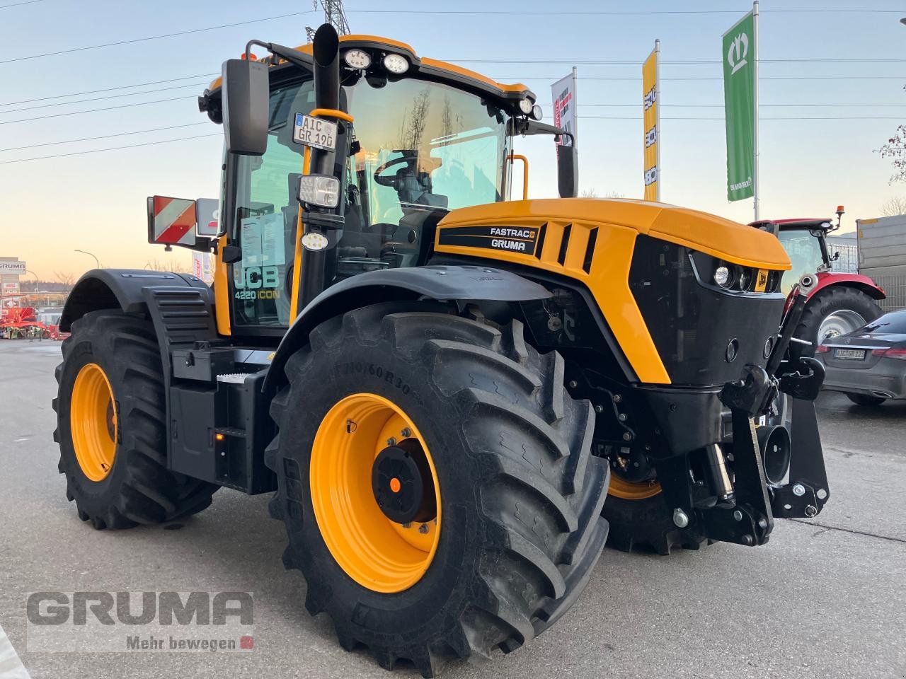 Traktor типа JCB Fastrac 4220 iCON, Neumaschine в Friedberg-Derching (Фотография 8)
