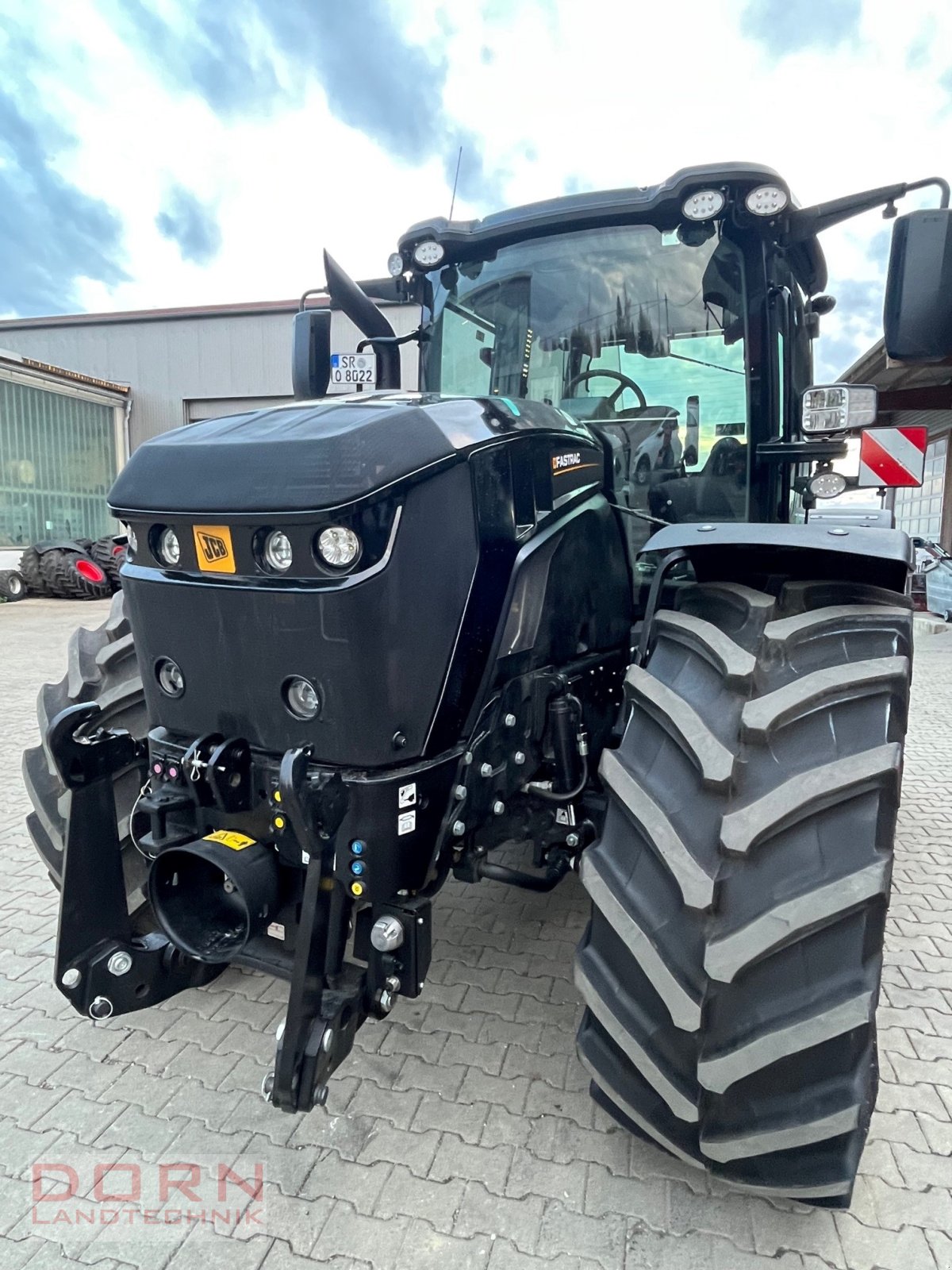 Traktor του τύπου JCB Fastrac 4220 ICON, Neumaschine σε Bruckberg (Φωτογραφία 4)