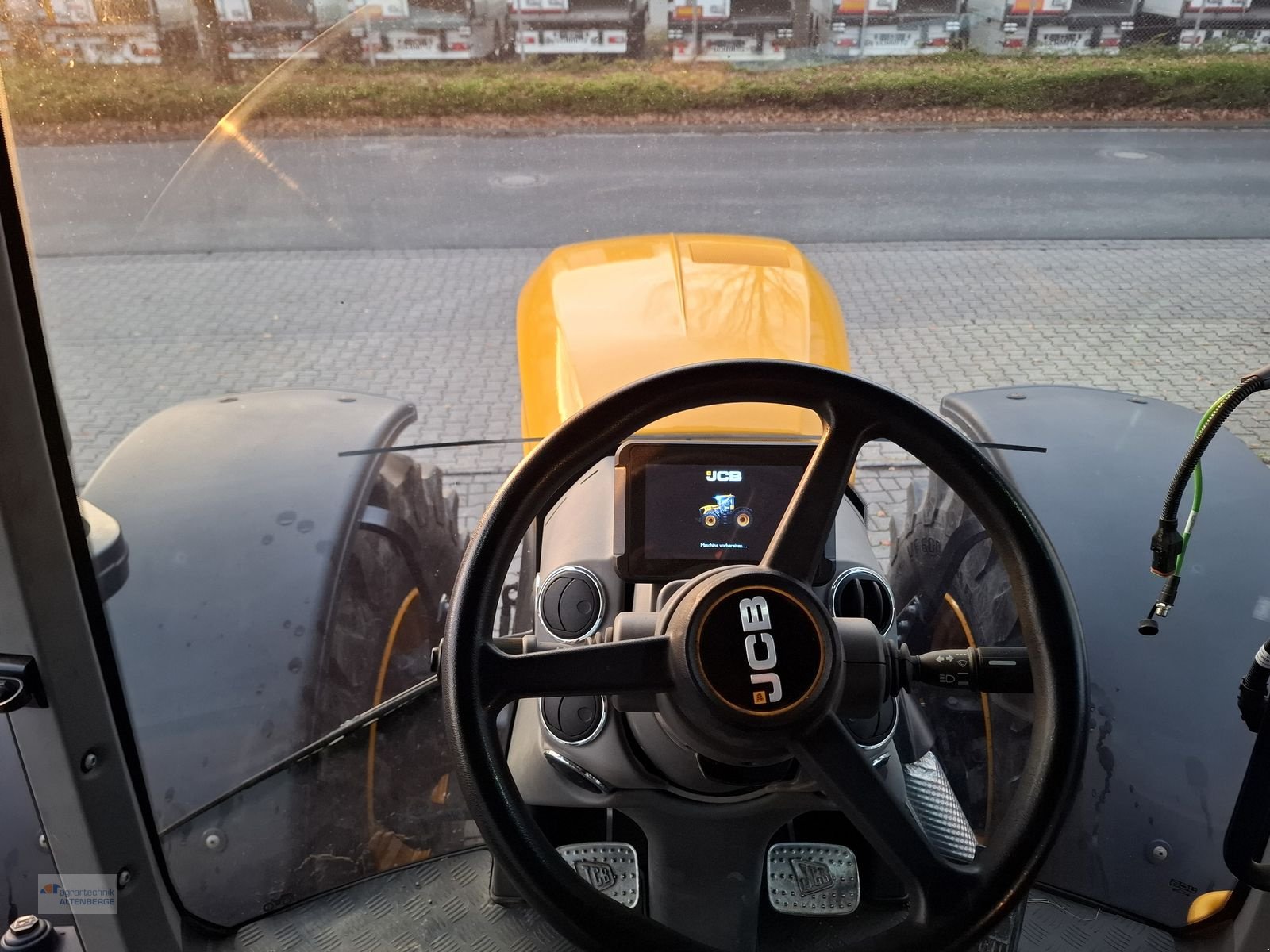 Traktor of the type JCB Fastrac 4220 iCon, Gebrauchtmaschine in Altenberge (Picture 18)