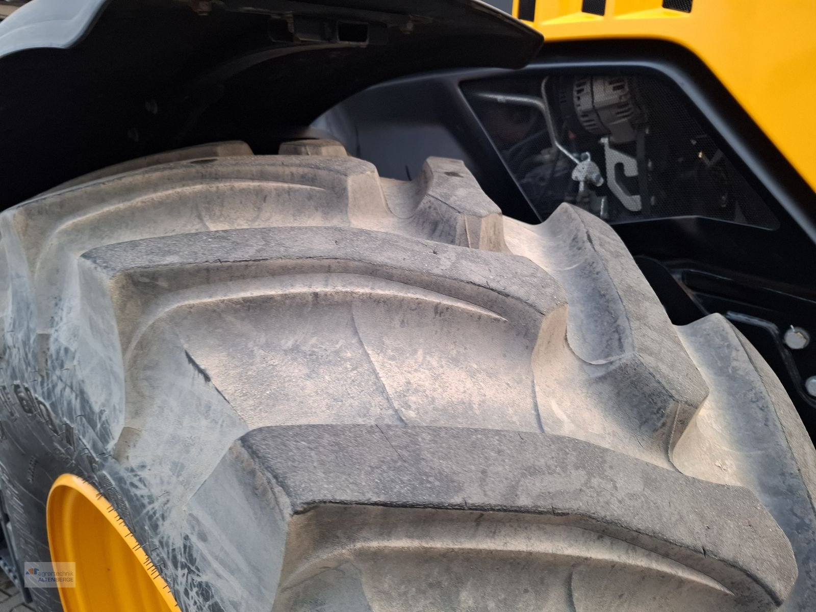 Traktor of the type JCB Fastrac 4220 iCon, Gebrauchtmaschine in Altenberge (Picture 7)