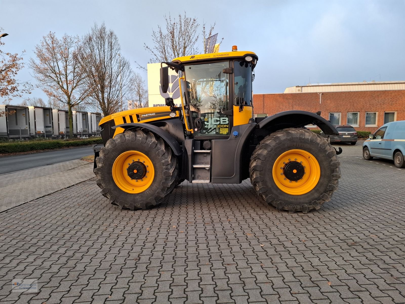Traktor of the type JCB Fastrac 4220 iCon, Gebrauchtmaschine in Altenberge (Picture 13)