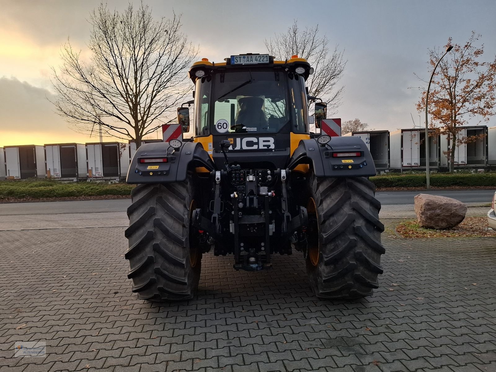 Traktor of the type JCB Fastrac 4220 iCon, Gebrauchtmaschine in Altenberge (Picture 9)