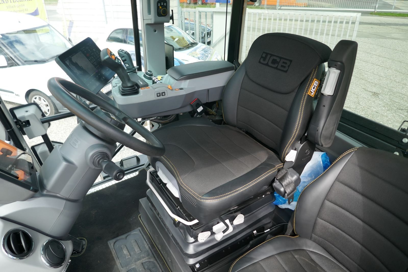 Traktor typu JCB Fastrac 4220 iCON, Gebrauchtmaschine v Villach (Obrázek 14)