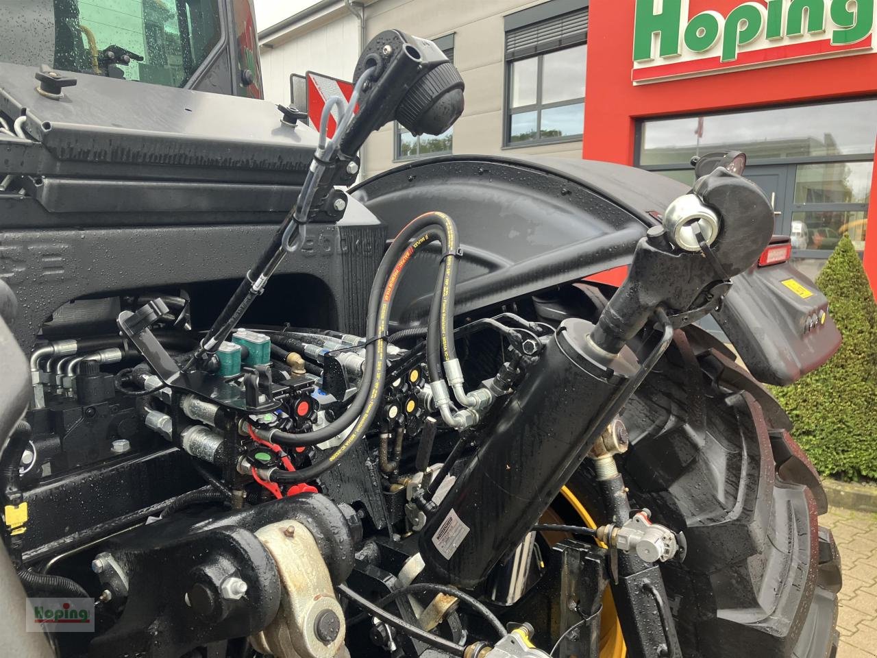 Traktor des Typs JCB Fastrac 4220 iCon, Neumaschine in Bakum (Bild 4)