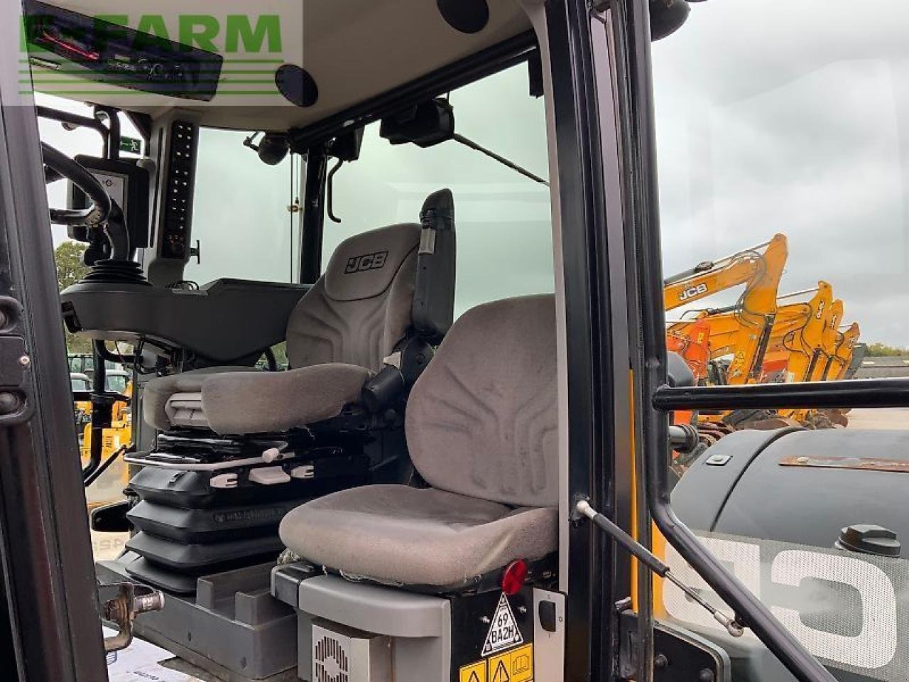 Traktor typu JCB fastrac 4220 tractor (st24631), Gebrauchtmaschine w SHAFTESBURY (Zdjęcie 17)