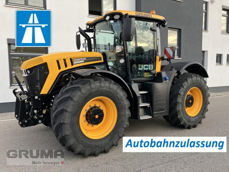 Traktor of the type JCB Fastrac 4220 V-Tronic 65 km/h, Gebrauchtmaschine in Friedberg-Derching (Picture 1)