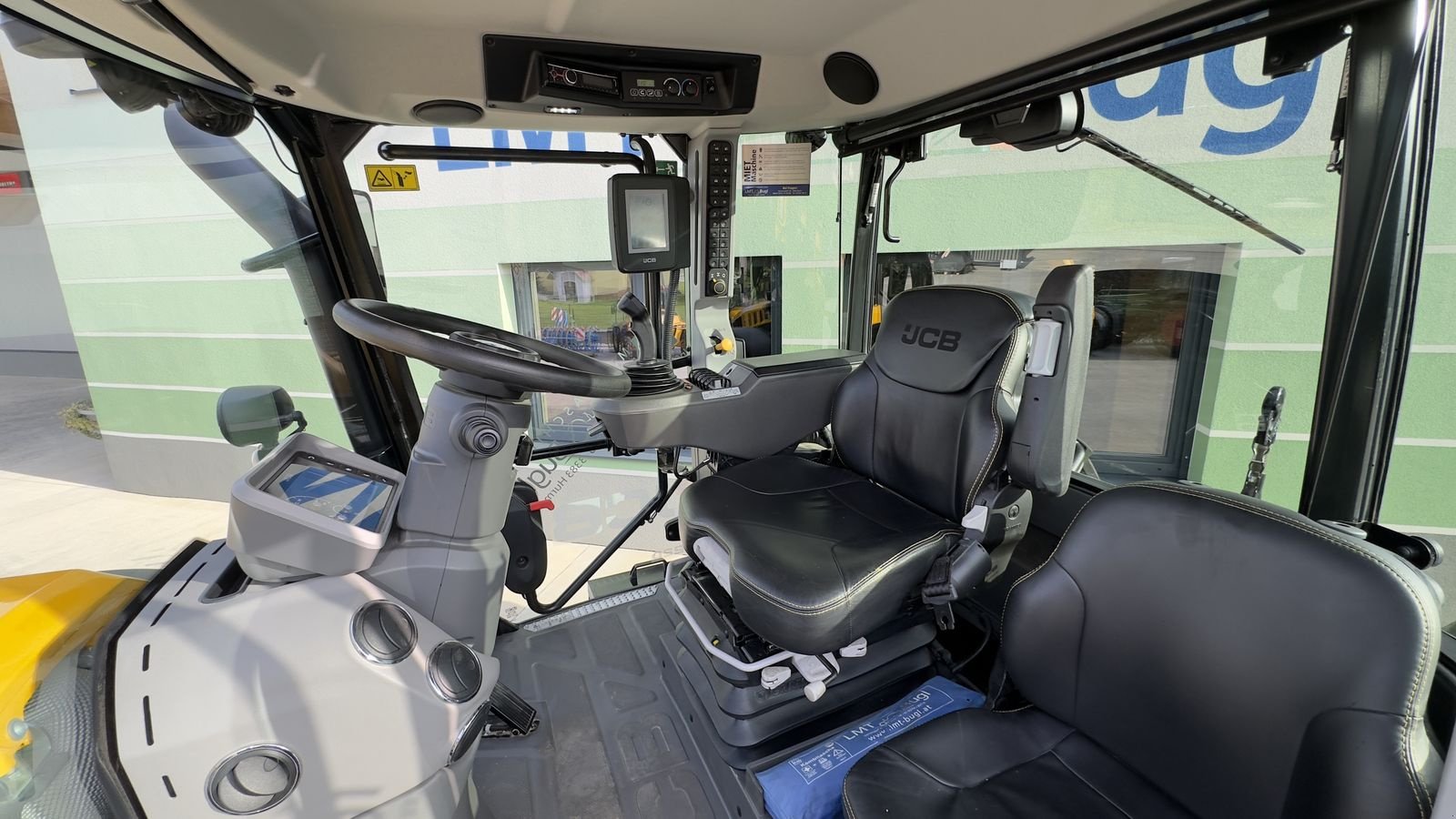 Traktor типа JCB Fastrac 4220, Gebrauchtmaschine в Hürm (Фотография 10)