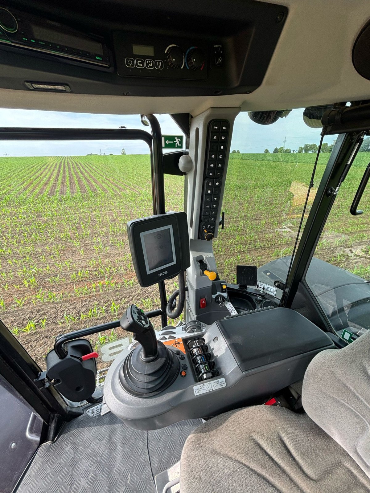 Traktor του τύπου JCB Fastrac 4220, Gebrauchtmaschine σε Egenburg (Φωτογραφία 13)