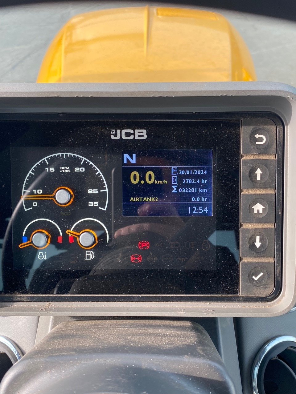 Traktor типа JCB Fastrac 4220, Gebrauchtmaschine в Döllstädt (Фотография 9)