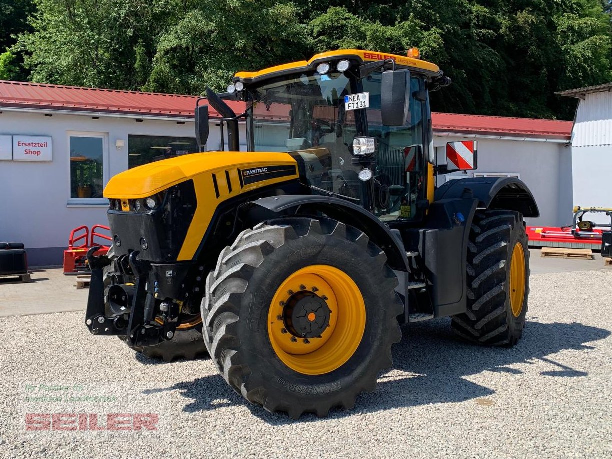 Traktor типа JCB Fastrac 4220, Gebrauchtmaschine в Parsberg (Фотография 1)