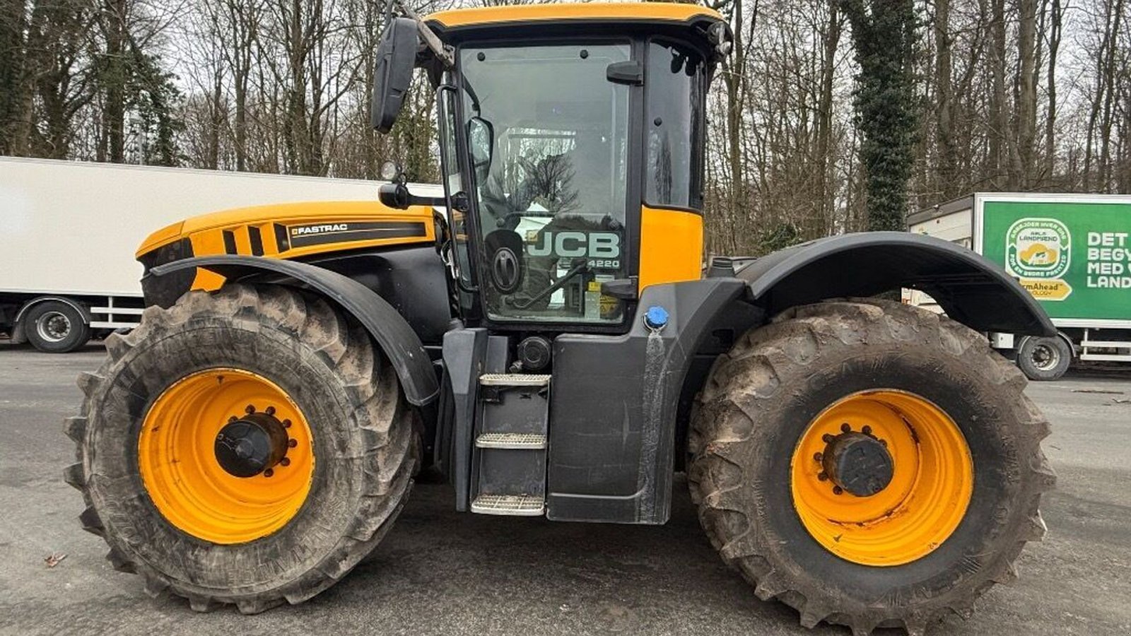 Traktor typu JCB Fastrac 4220, Gebrauchtmaschine w Rødovre (Zdjęcie 5)